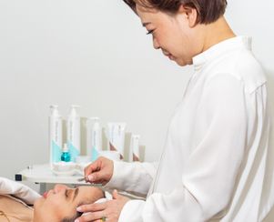 Dermaplaning Treatment