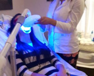 Teeth Whitening in just minutes